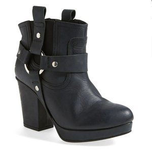 Topshop Alexus Harness Chelsea Boots